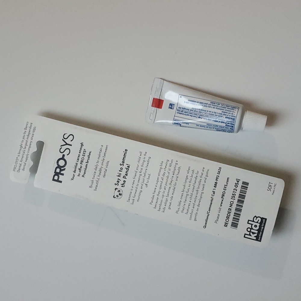 Children's Toothbrush & Toothpaste-OS - Picture 6 of 7